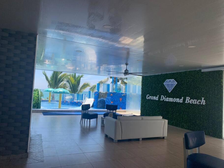 Grand Diamond Beach, Dep 2 Apartment Tonsupa