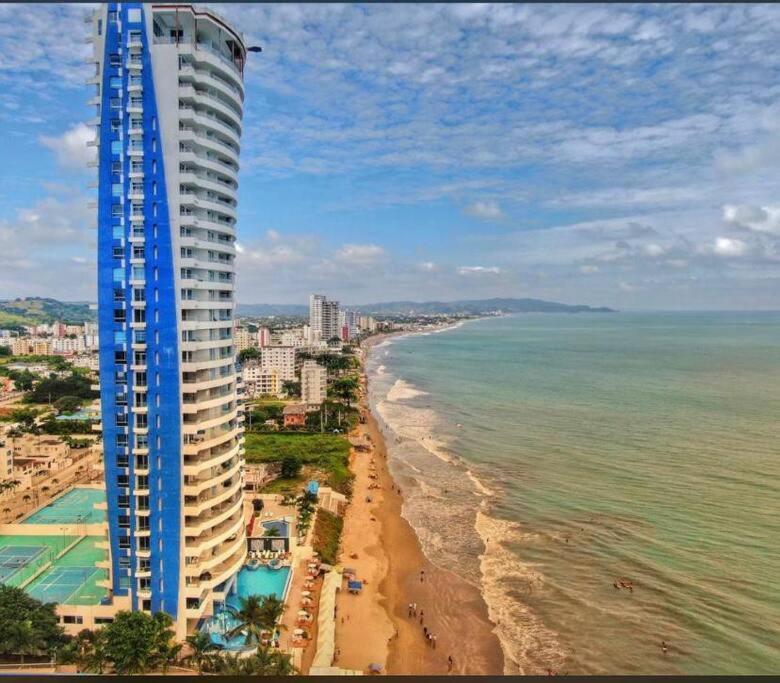 Grand Diamond Beach, Dep 2